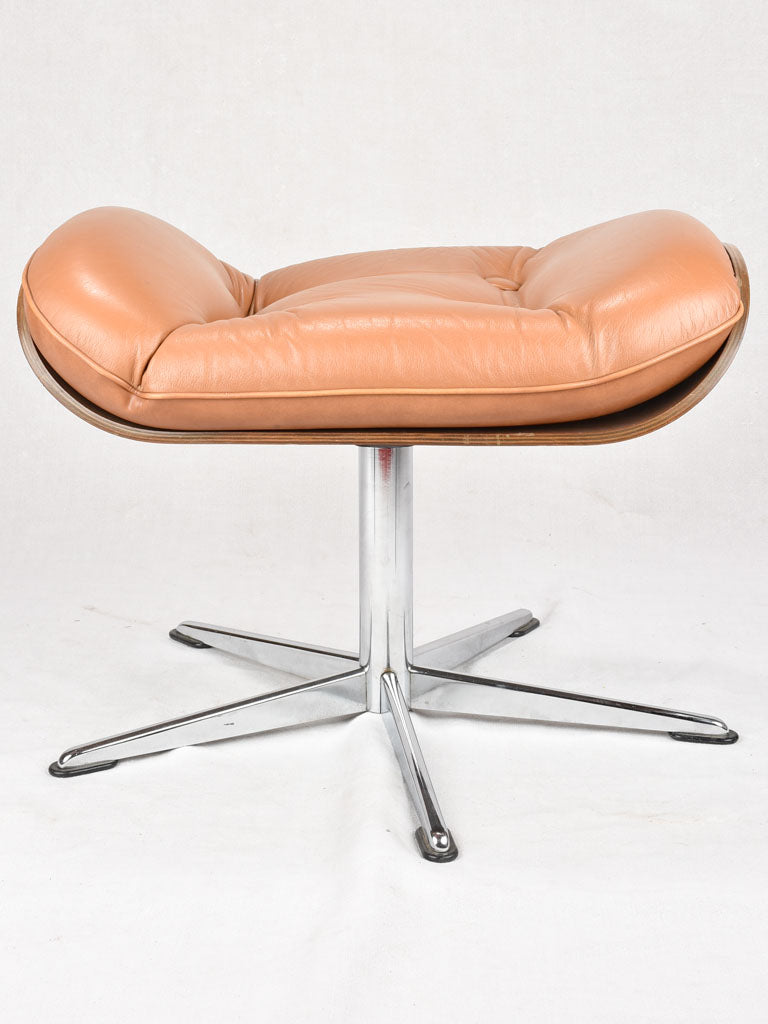 Classic 1960s brown leather armchair and footrest - George Mulhauser for Plycraft USA