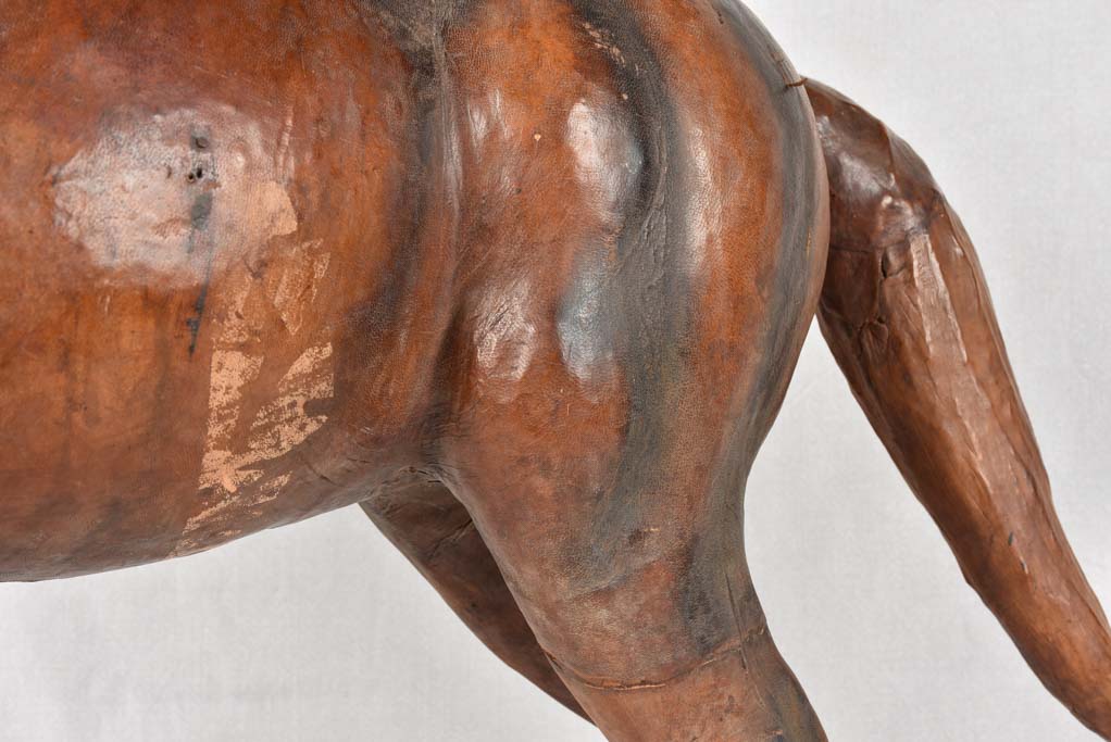 Chic Mid-Century Horse Decor in Leather