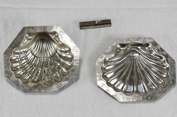 Napoleon III shell shaped chocolate mold