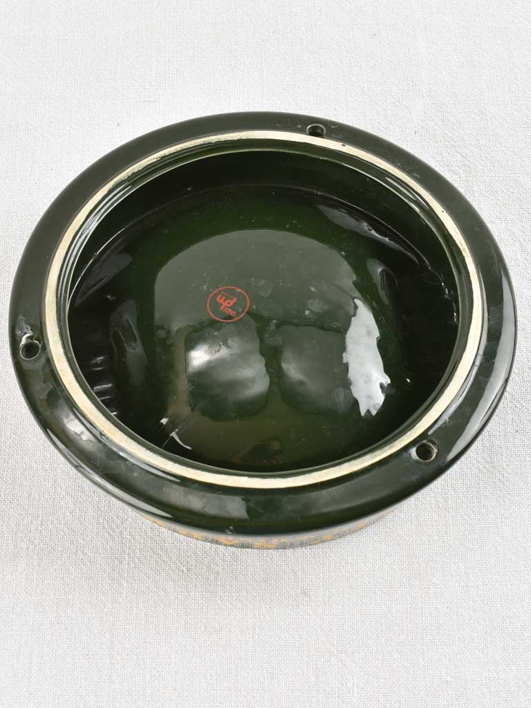 Ashtray featuring vintage Cutty Sark design