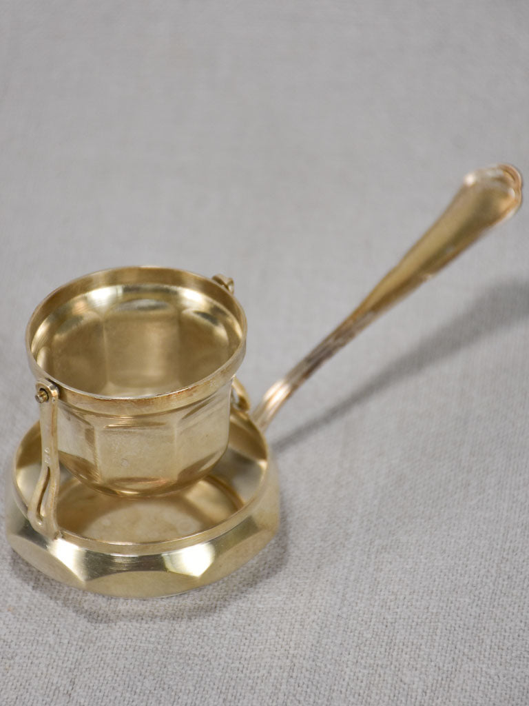 English tea strainer from the 1930's - silver plate