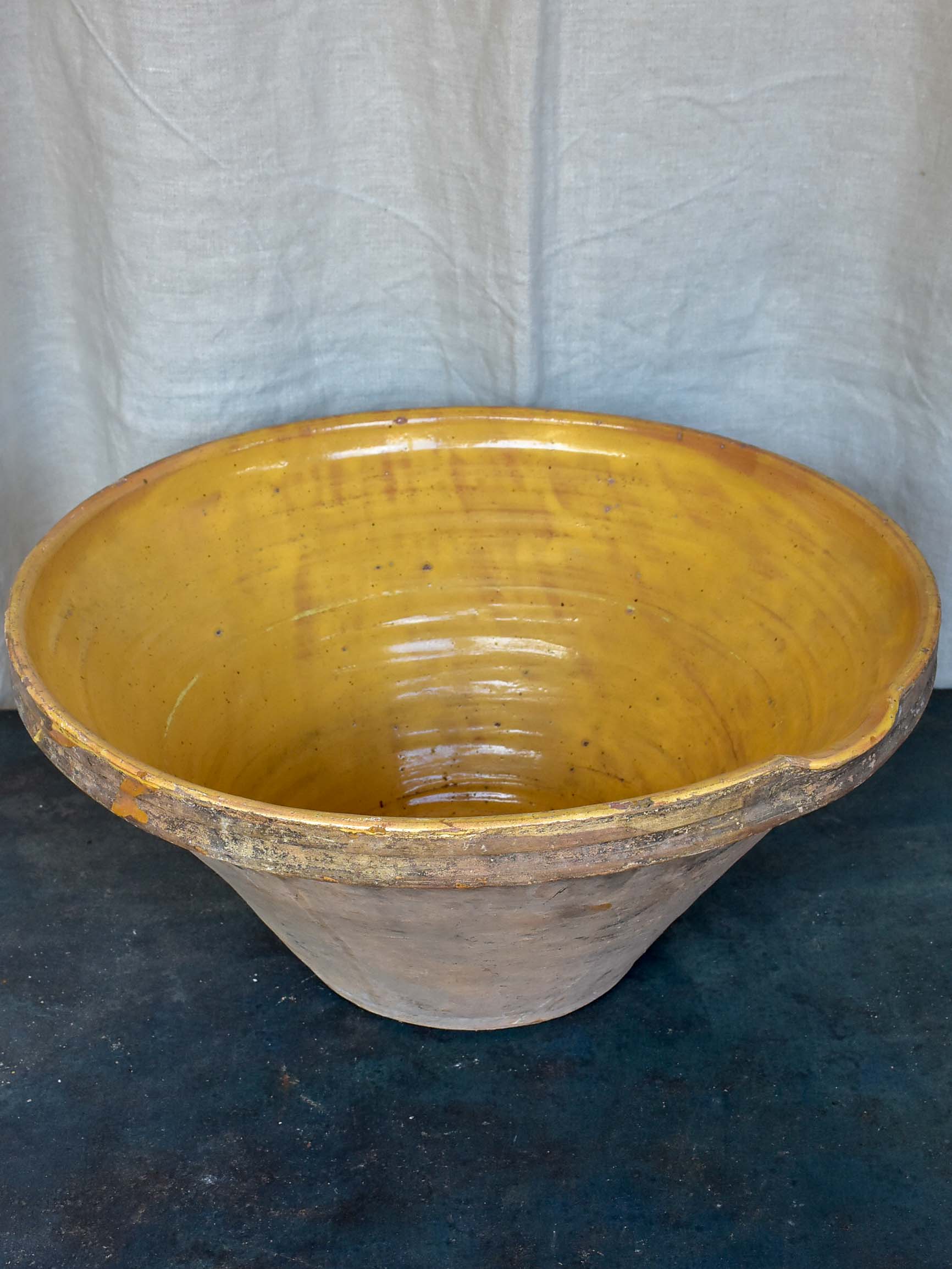 Very large French preserving bowl - 'tian'