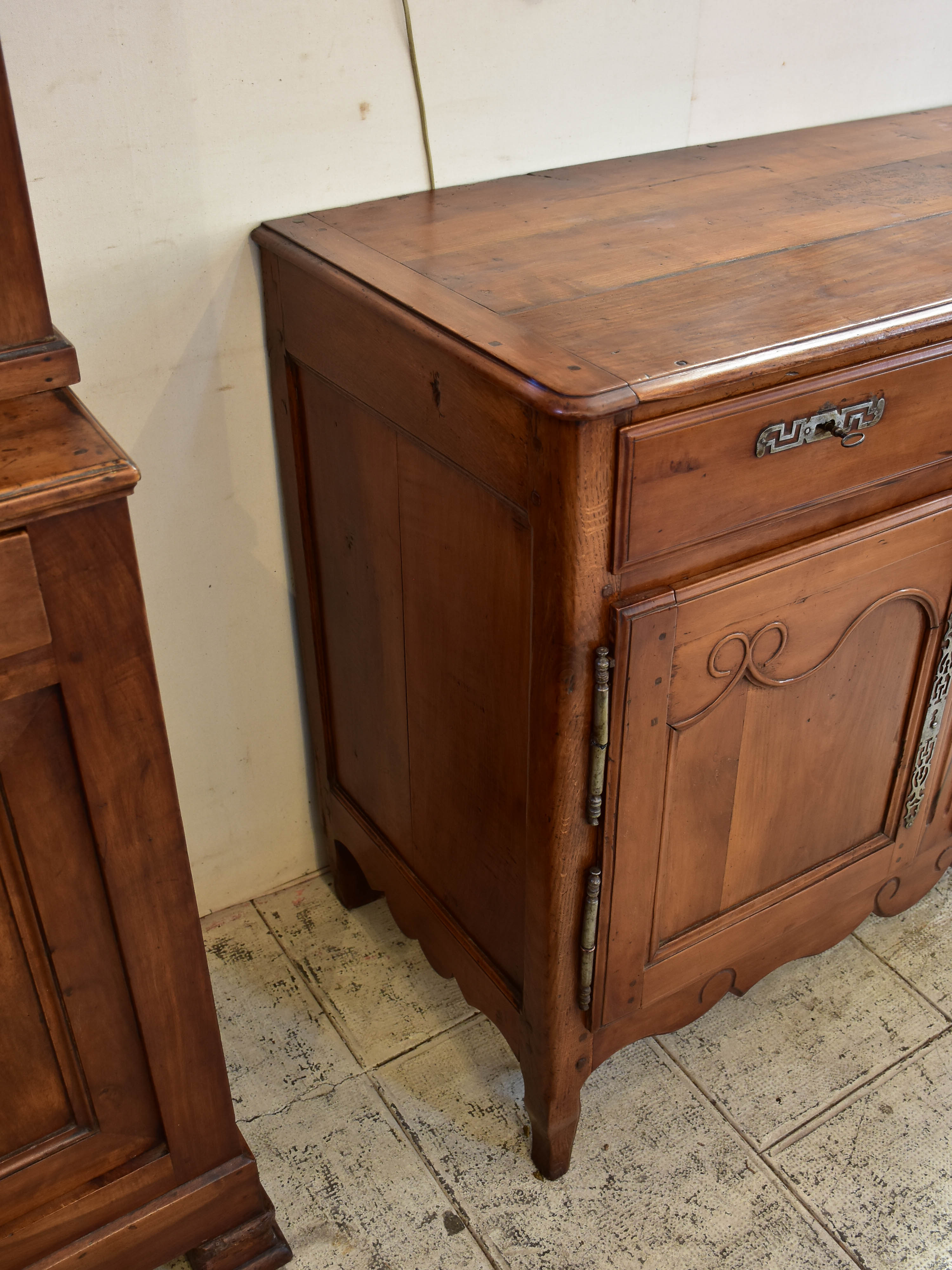 18th century Louis XV kitchen buffet