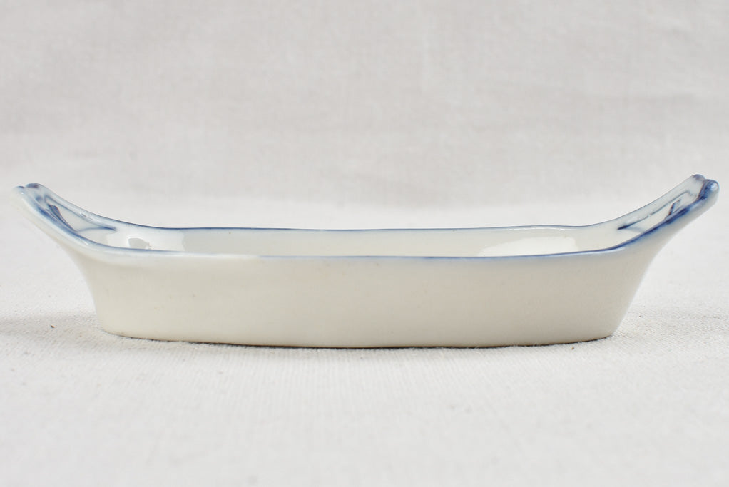 5 blue and white oval bowls