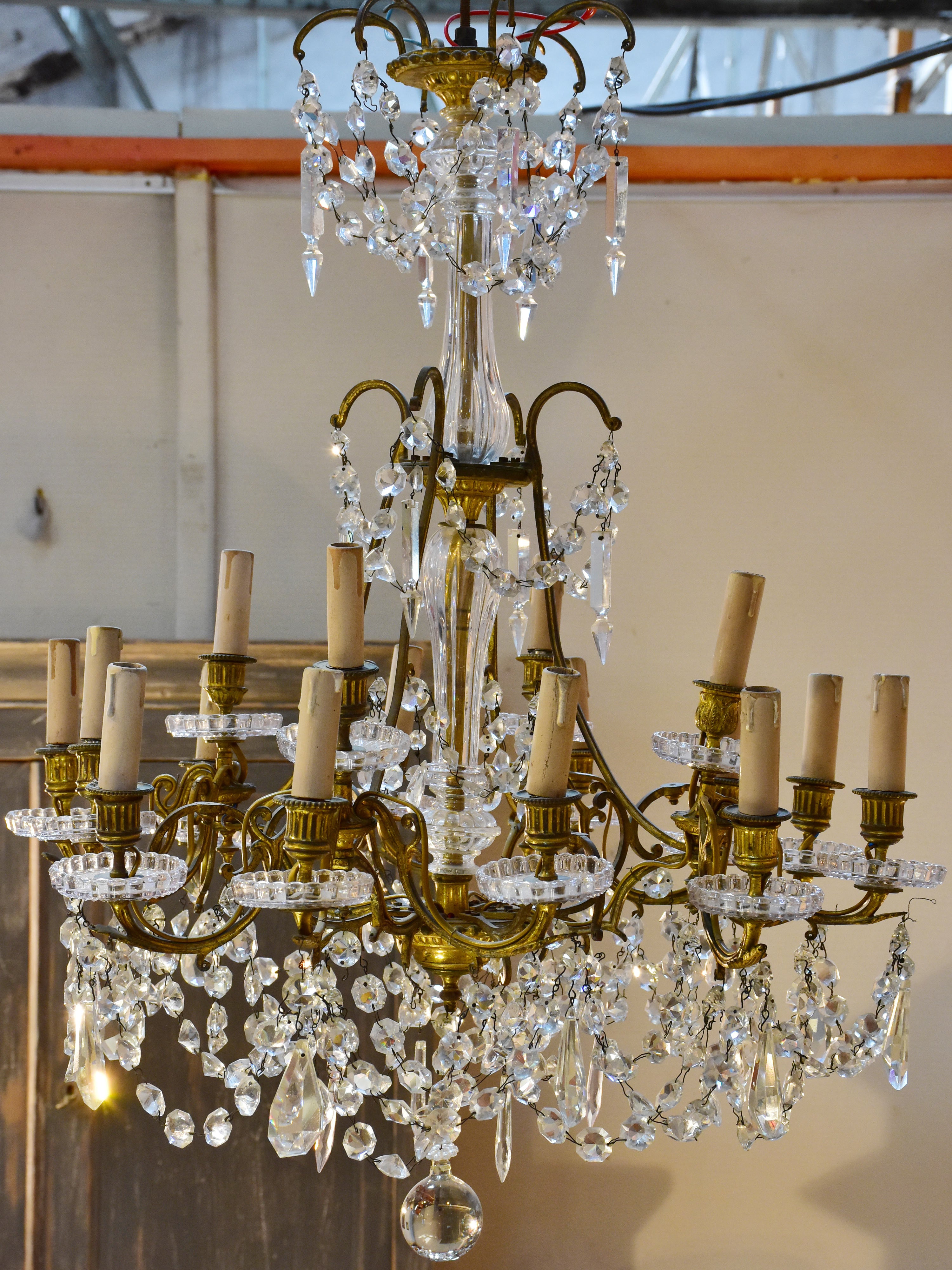 Bronze and glass chandelier - 16 light