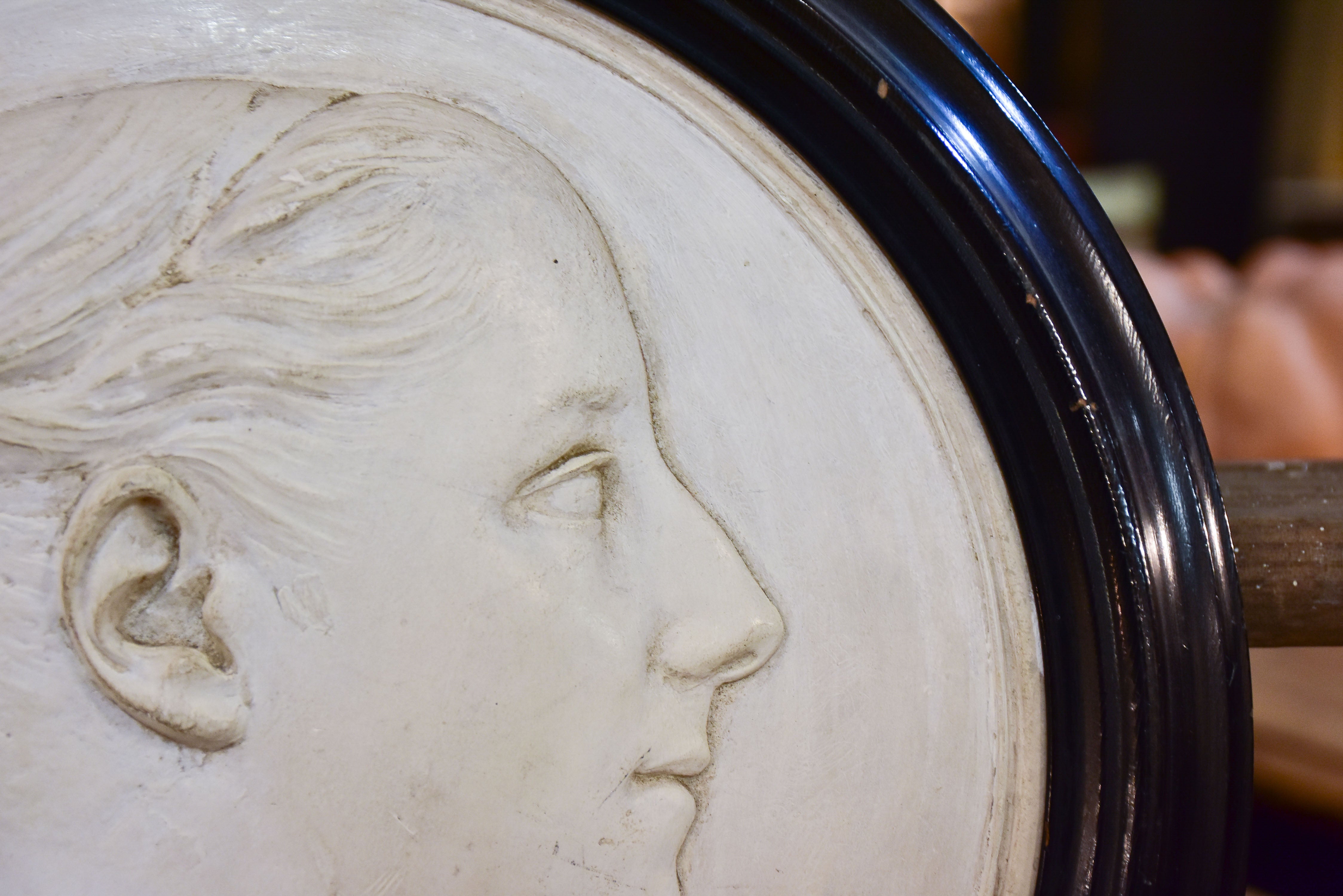 19th century Napoleon III plaster medallion - woman's profile