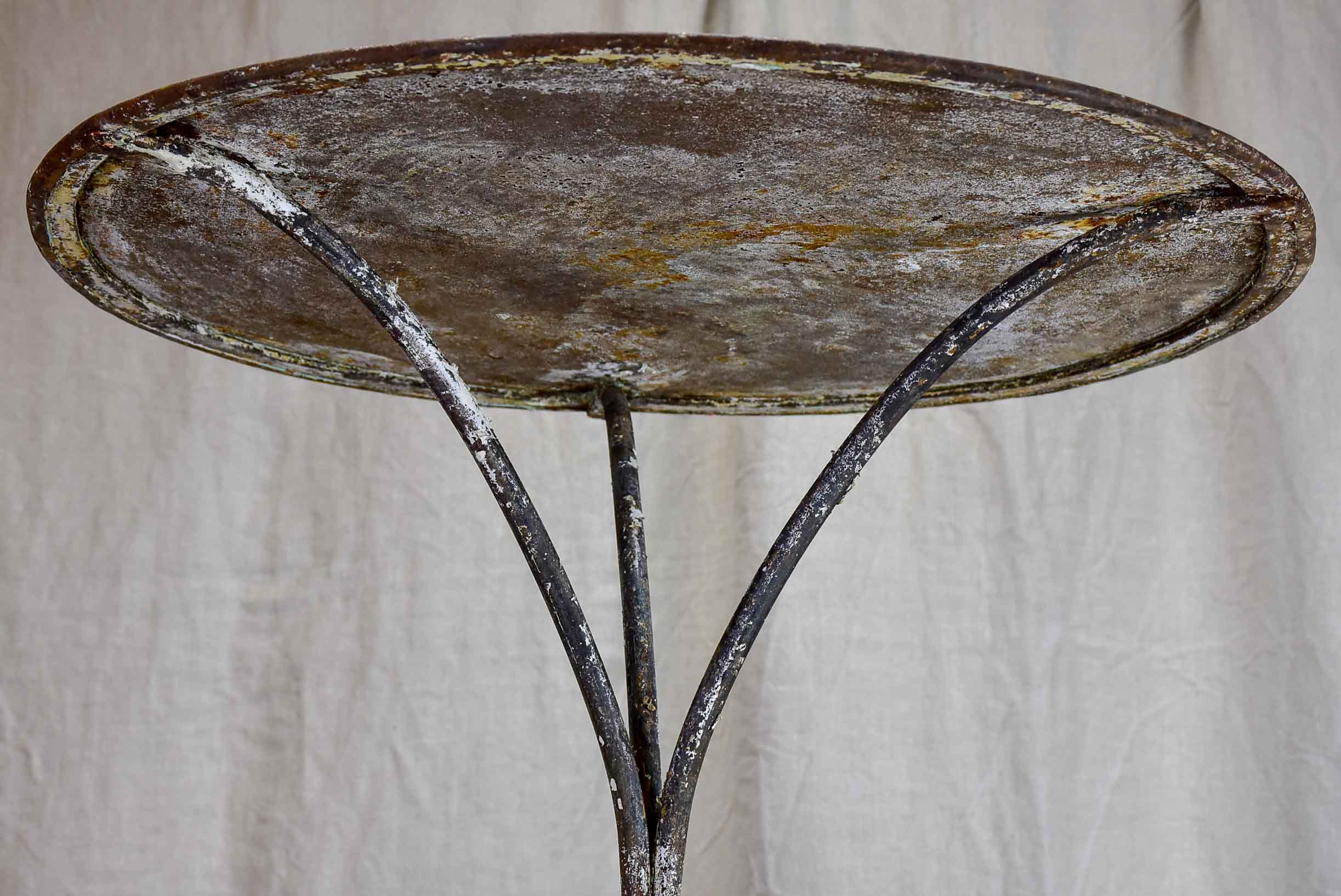 Antique French garden table with daisy base