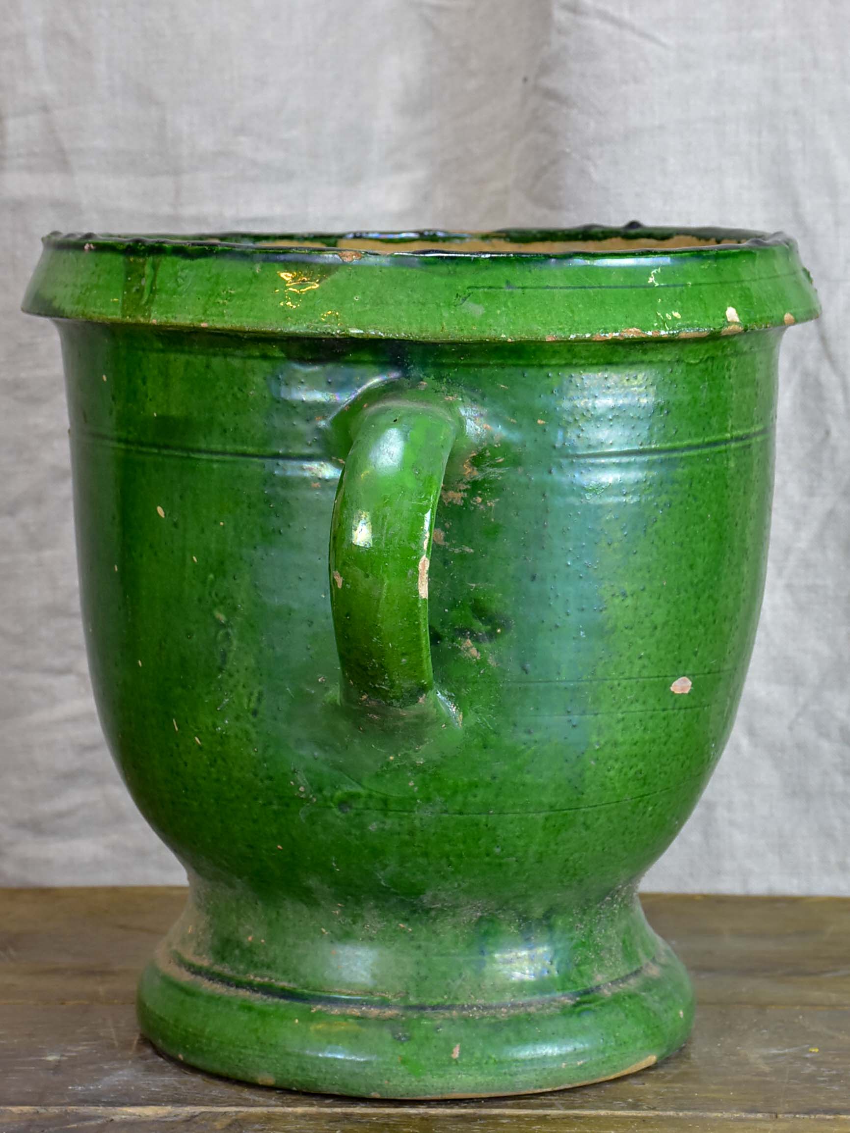 Antique French garden planter with green glaze - Castelnaudary