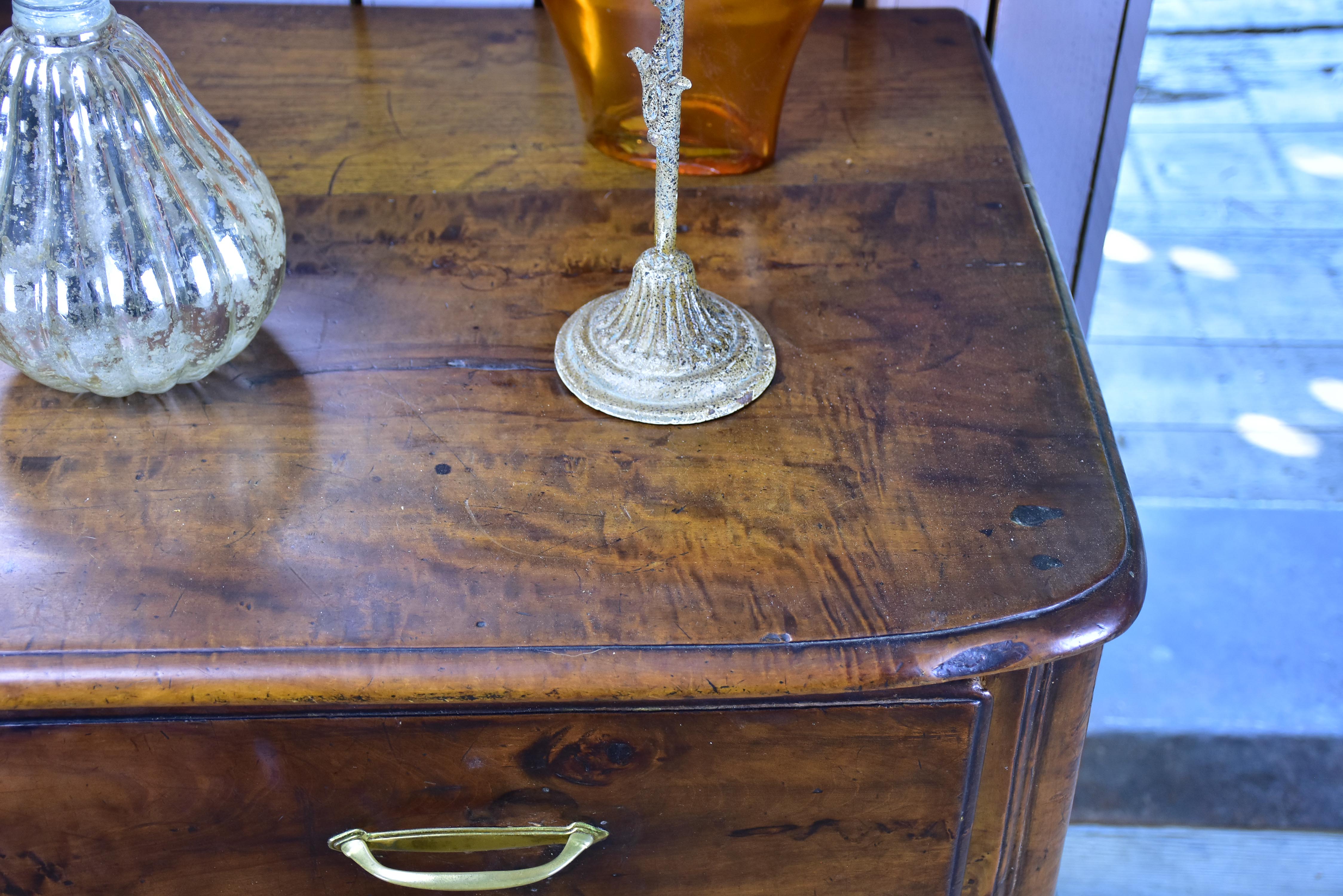 Three-drawer 19th century commode