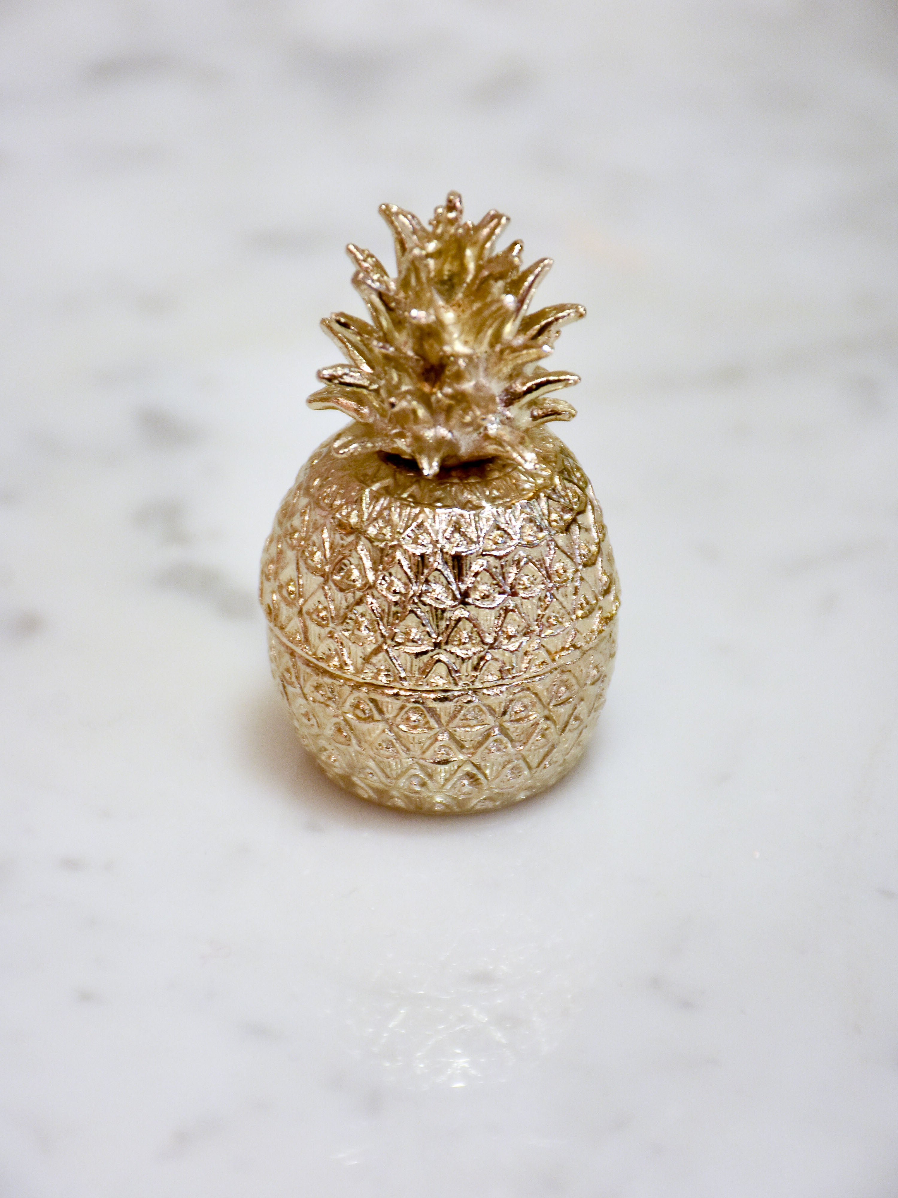 Miniature pineapple salt cellar