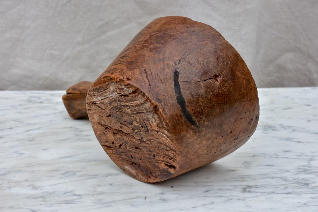 Primitive wooden bowl with handle