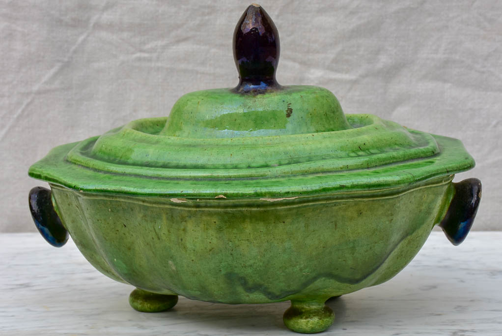 Rustic early 20th Century Dieulefit tureen with lid