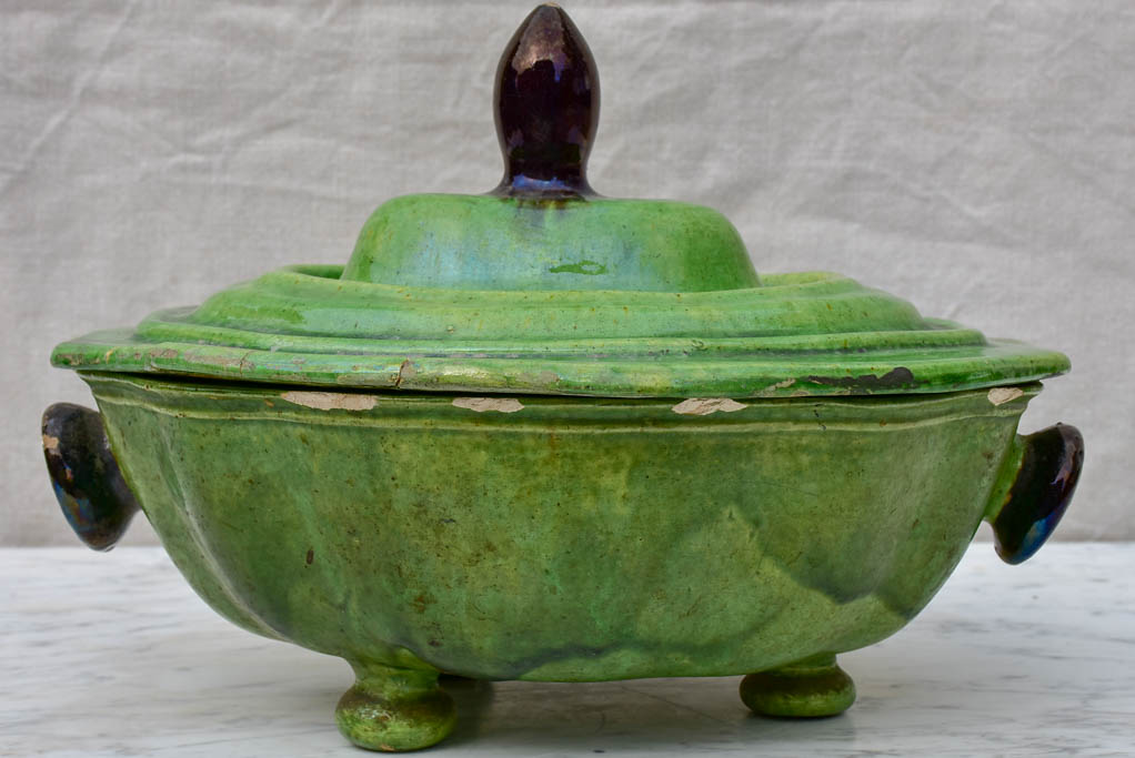 Rustic early 20th Century Dieulefit tureen with lid