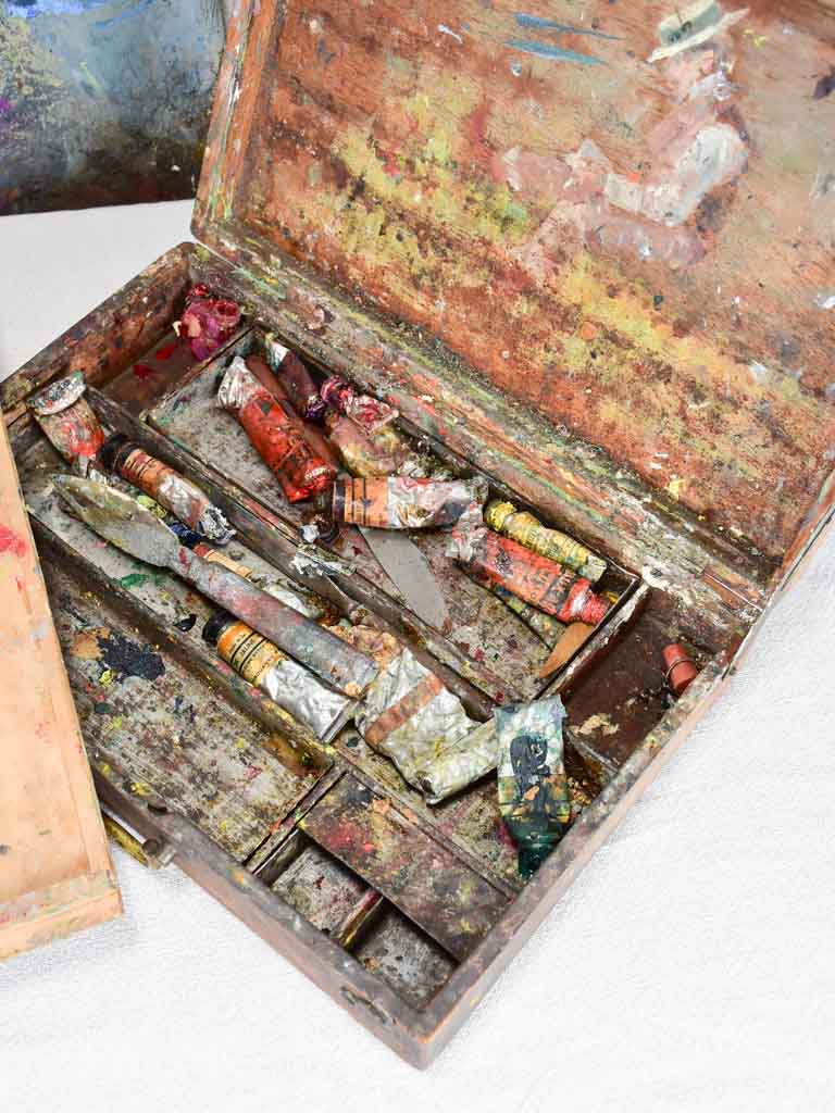 French painter's box with palette from the 1940s with sample panel