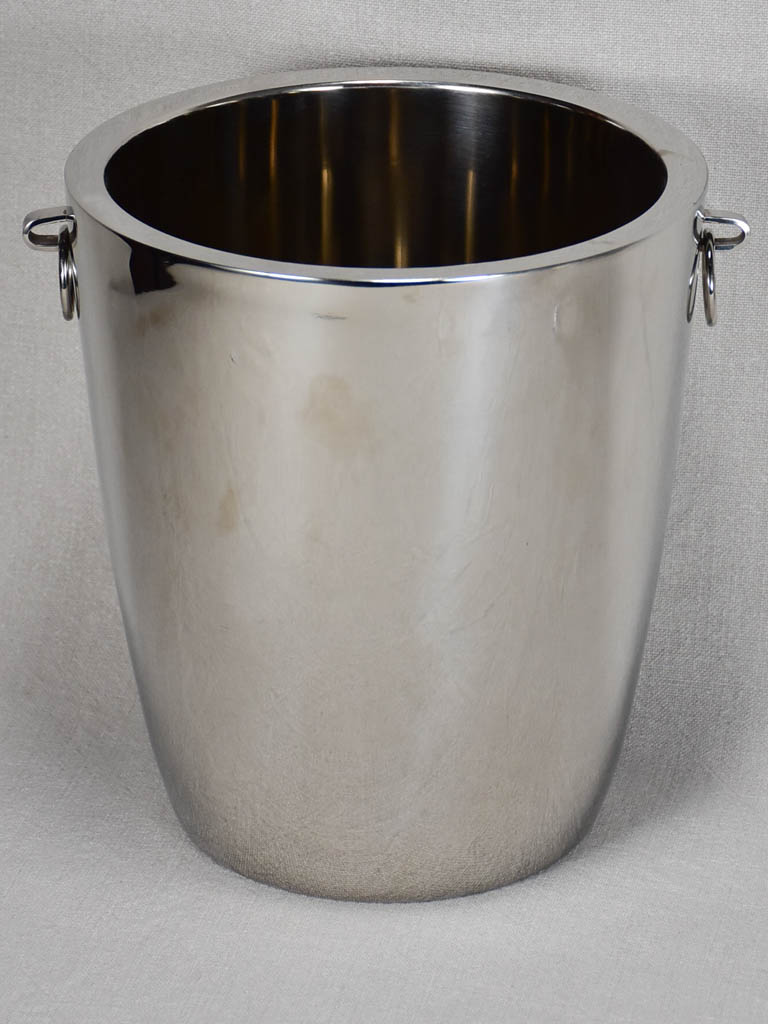 Large modern ice bucket - insulated 11"