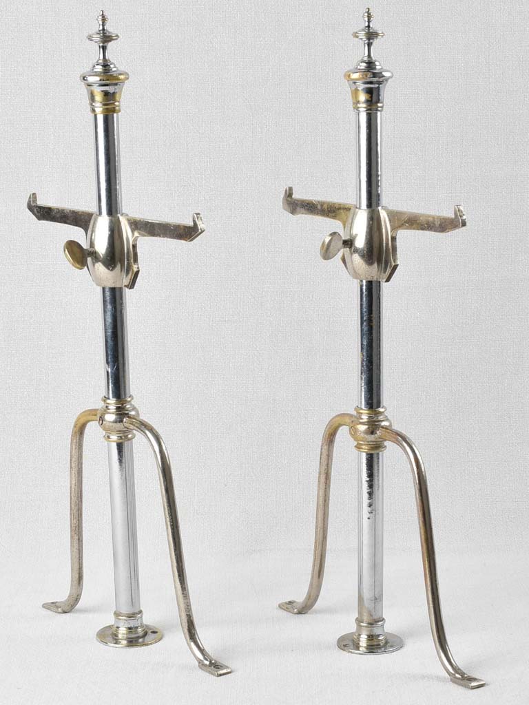 Pair of silver adjustable presentation stands - Siegel