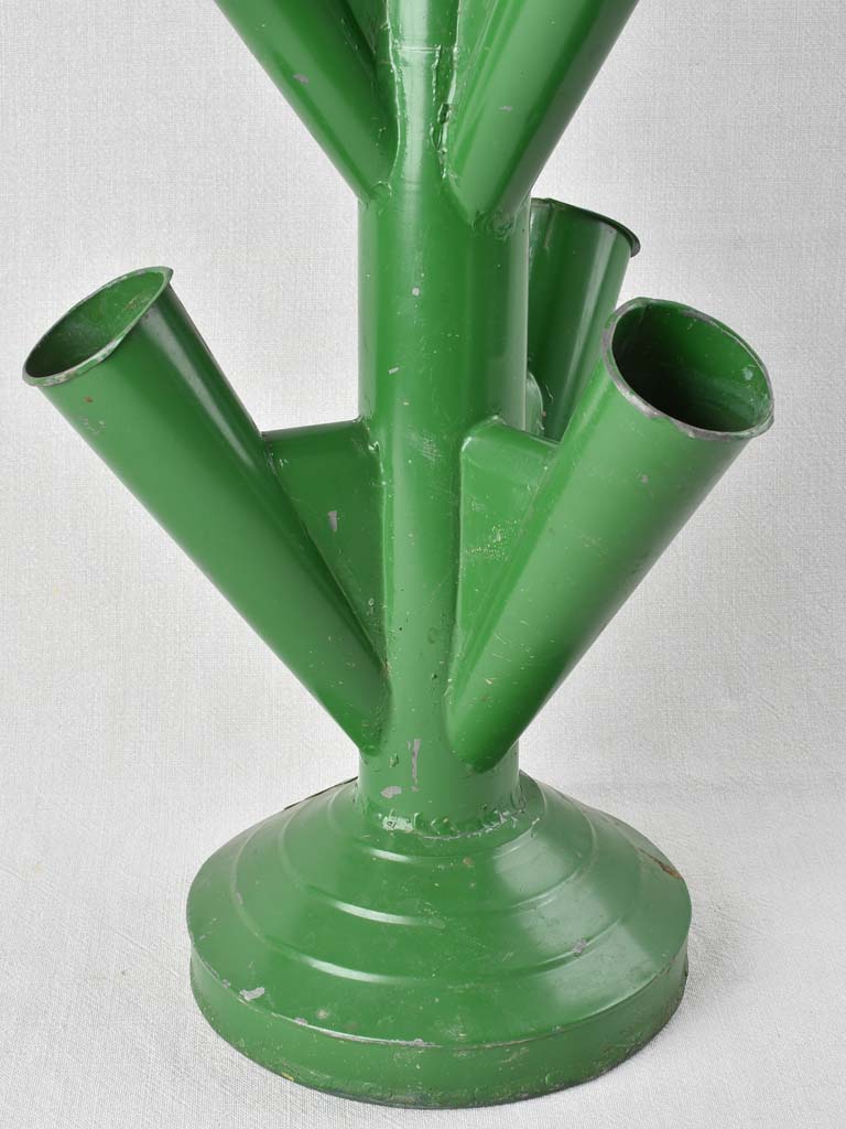 Florist vase with green patina - 9 vases 31½"