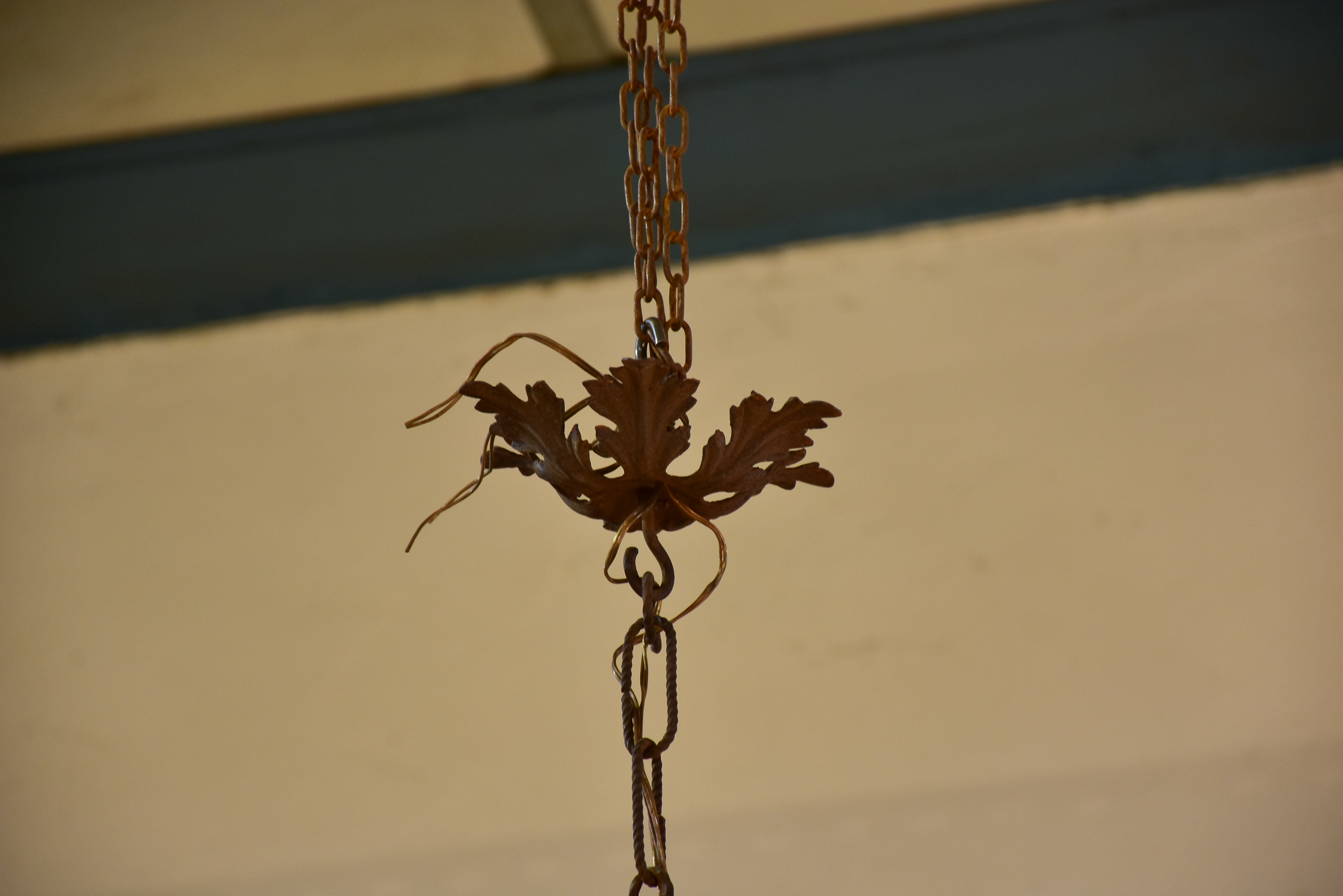 19th century Italian chandelier in iron and wood