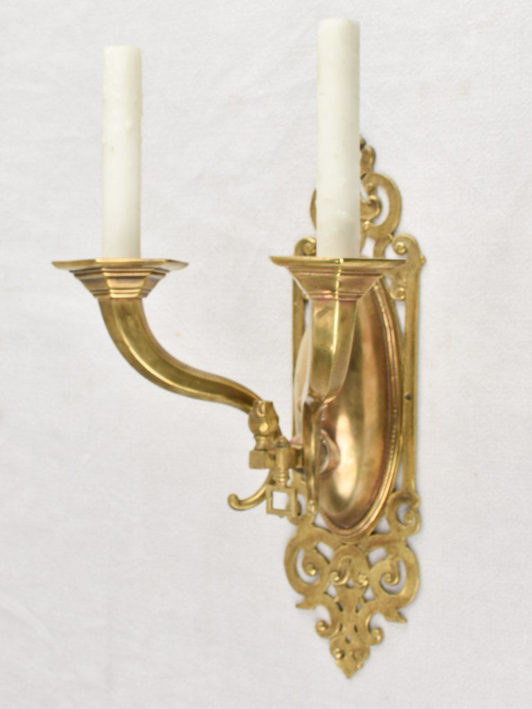 Classic nineteenth-century wall lamps