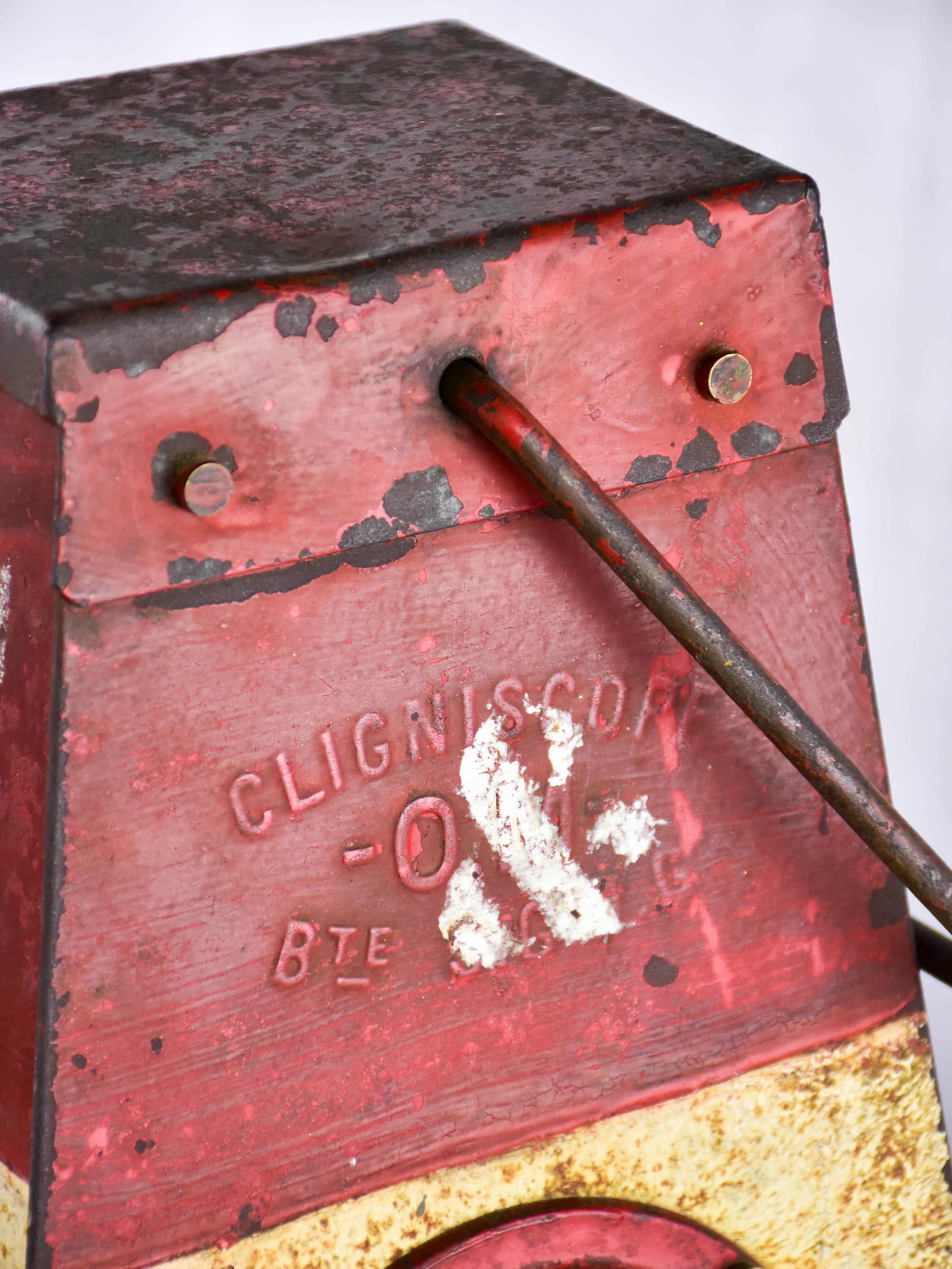 Antique French 'cligniscope' warning lamp