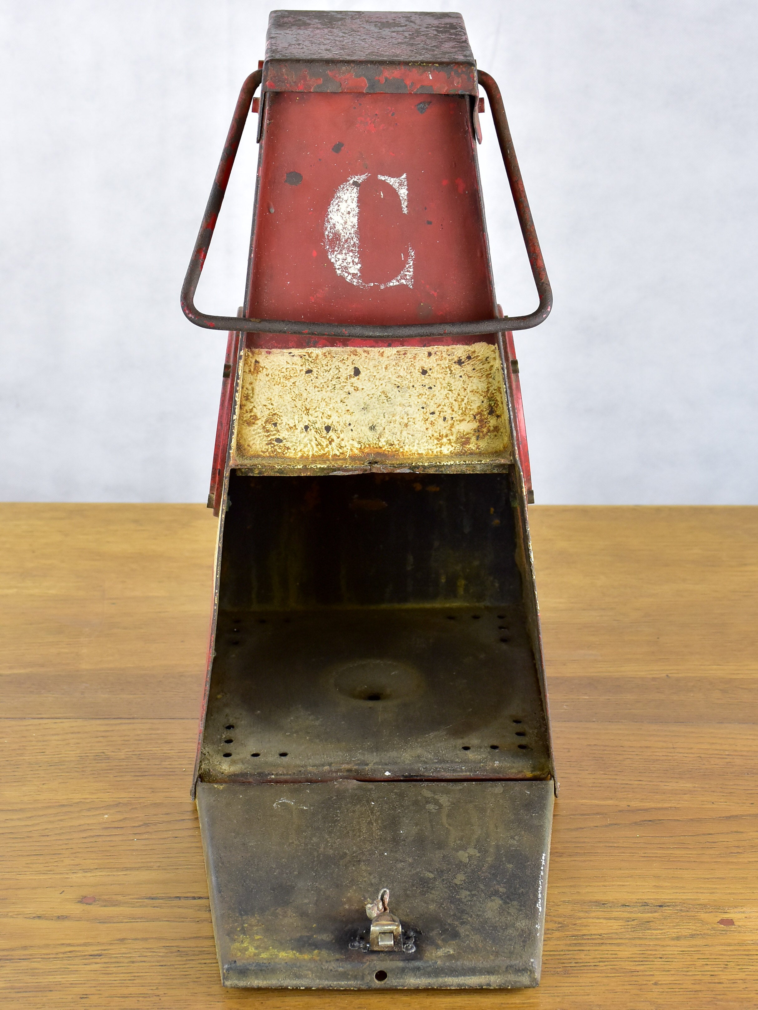 Antique French 'cligniscope' warning lamp