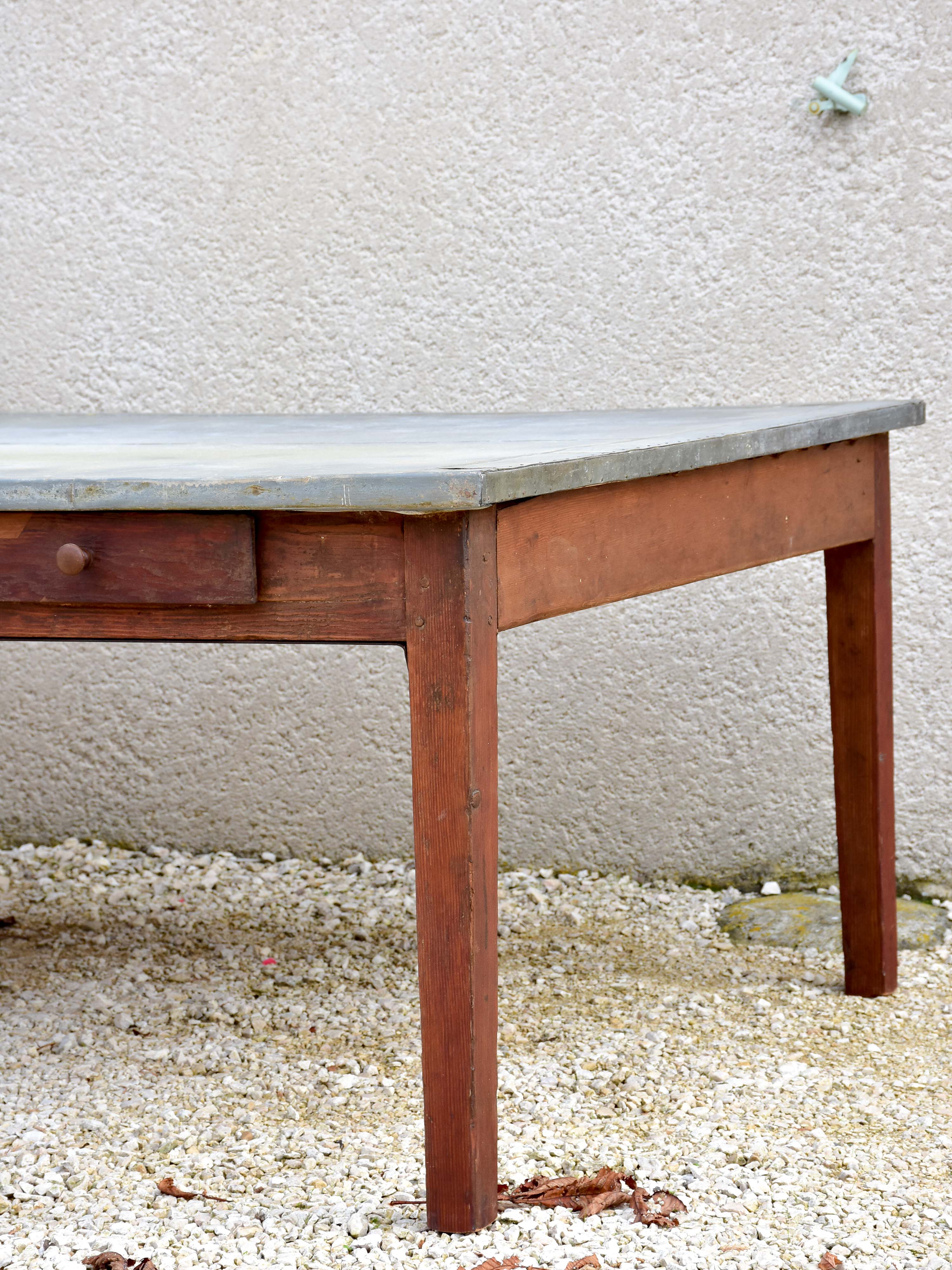 Very large French preparation table with zinc top