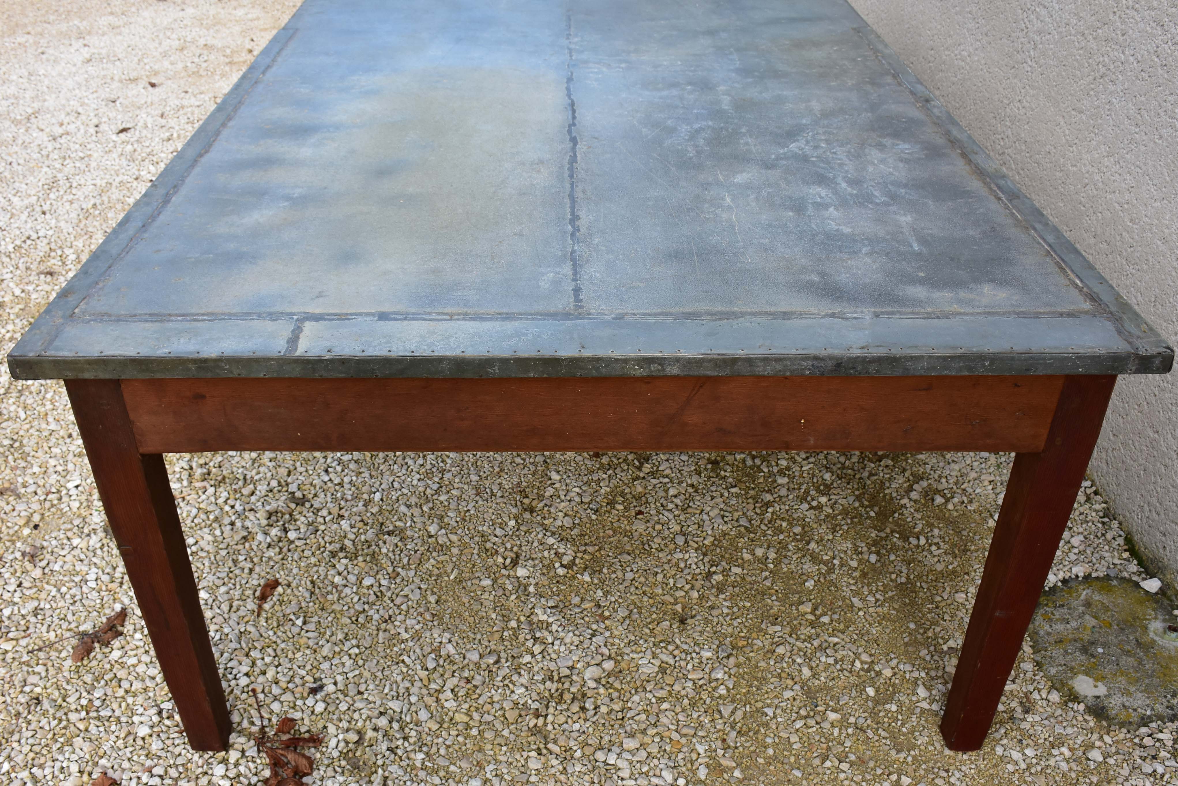 Very large French preparation table with zinc top