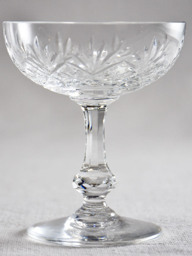 Set of 12 crystal champagne coups