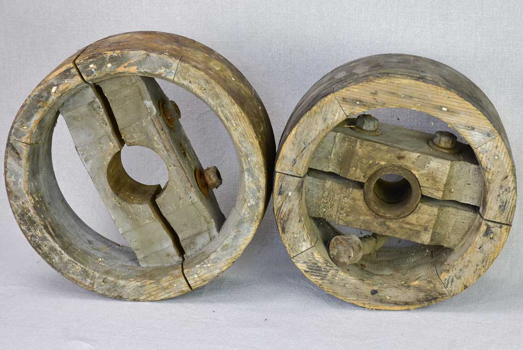 Reserved for AB Collection of 5 rustic wooden agricultural machinery elements - 19th century 10¾" - 19¾"