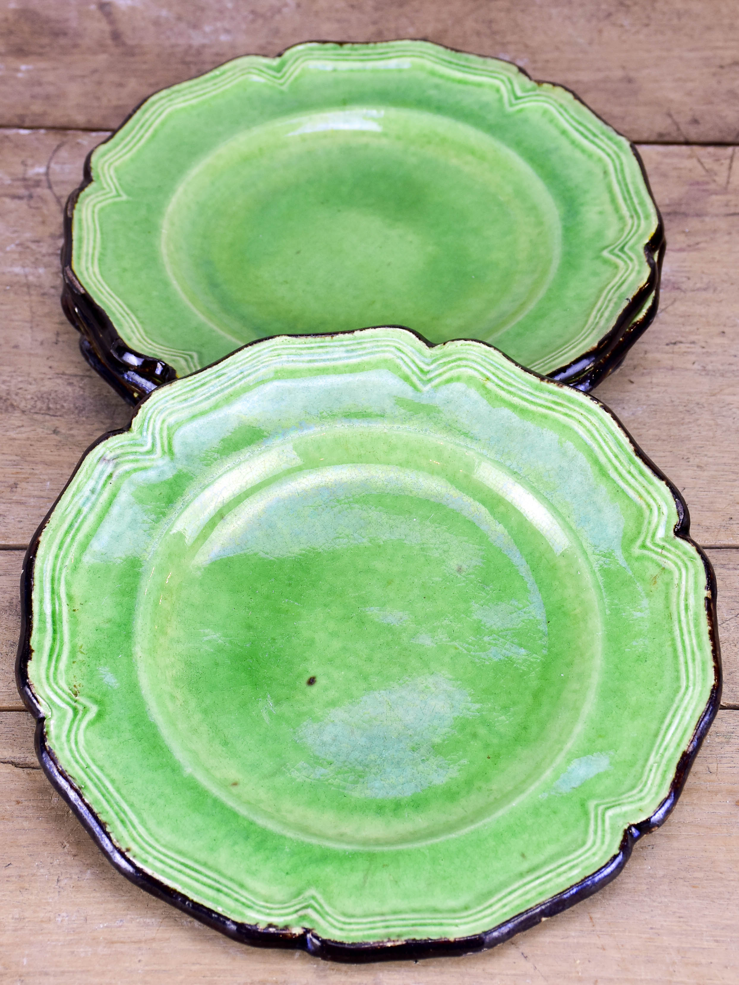 Collection of vintage green plates by Etienne Noël, Dieulefit