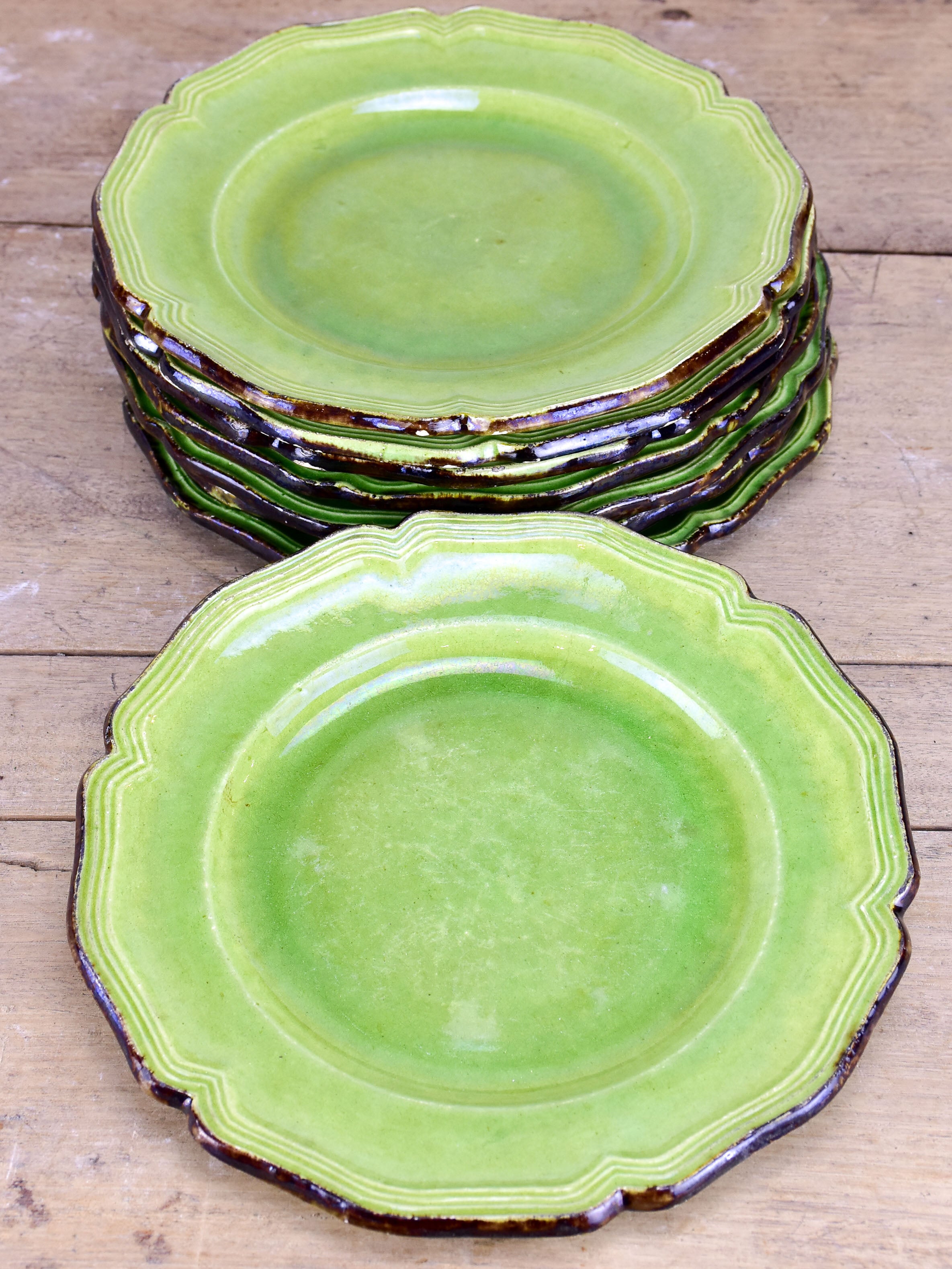 Collection of vintage green plates by Etienne Noël, Dieulefit