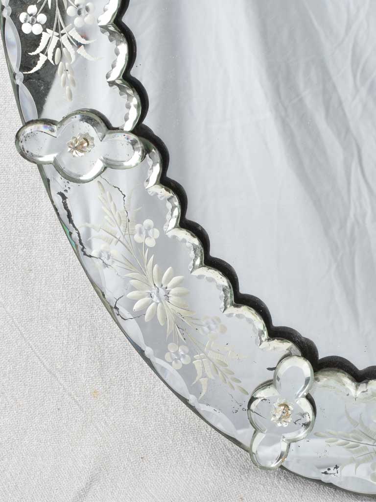 Pretty oval Venetian mirror with floral etchings 24¾" x 19¼"