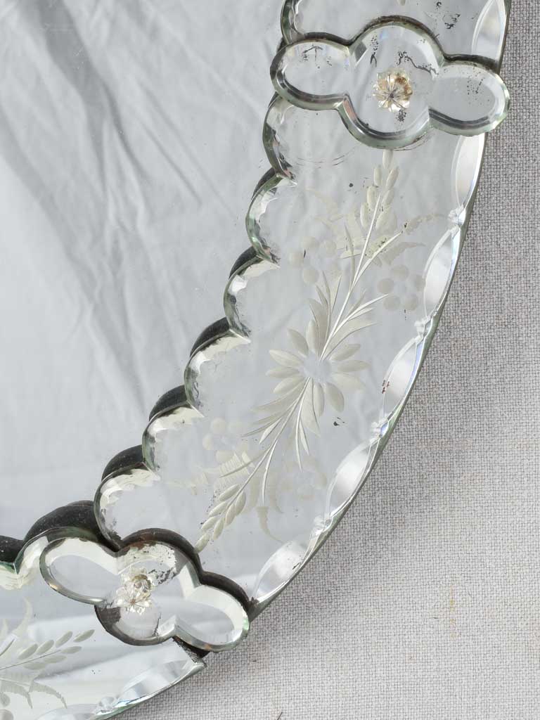 Pretty oval Venetian mirror with floral etchings 24¾" x 19¼"