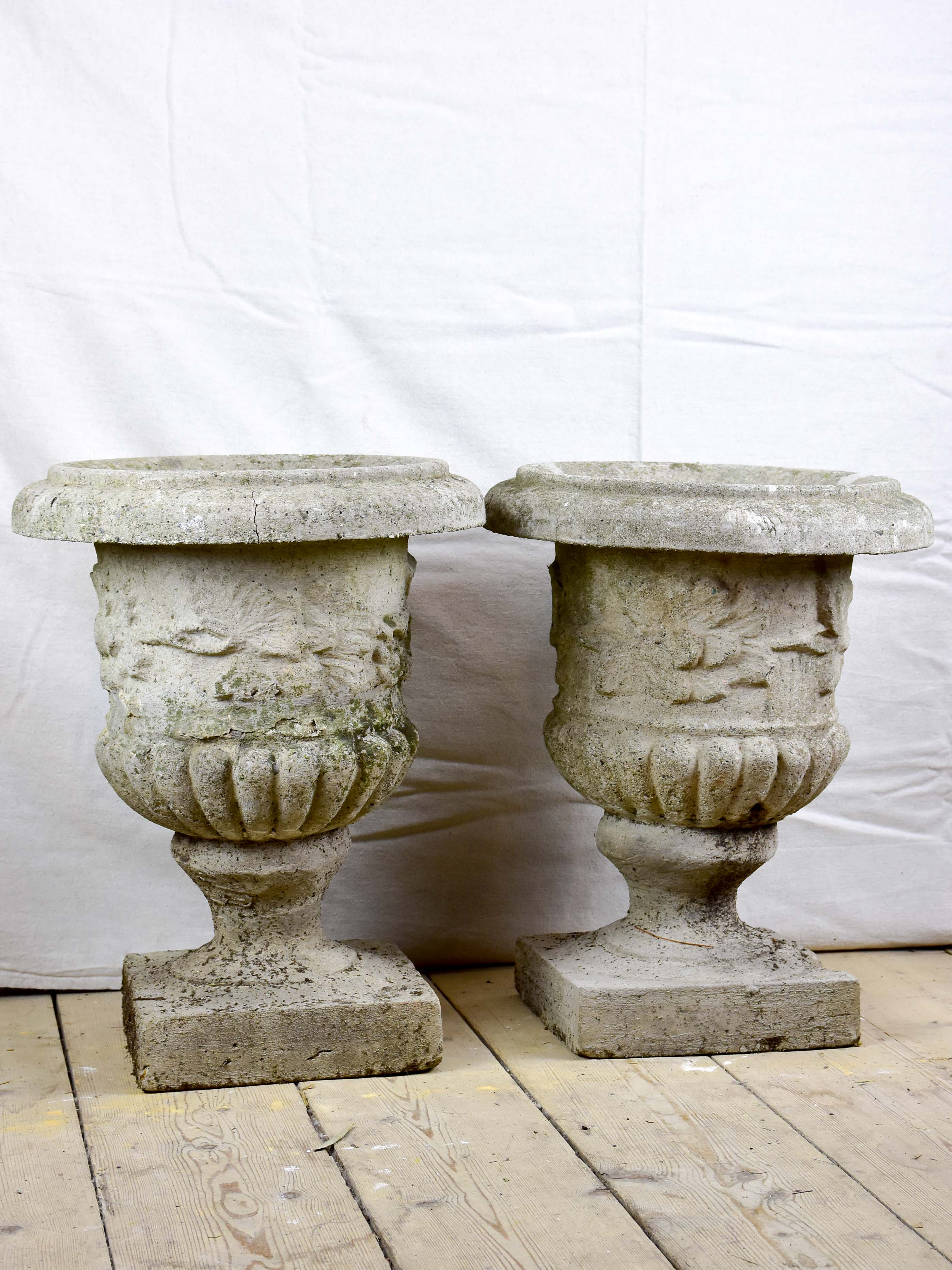 Pair of vintage French planters - Medici urn