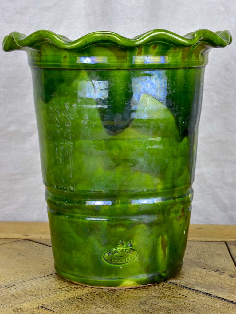 RESERVED Large vintage florist vase with rippled neck and green glaze - Ravel