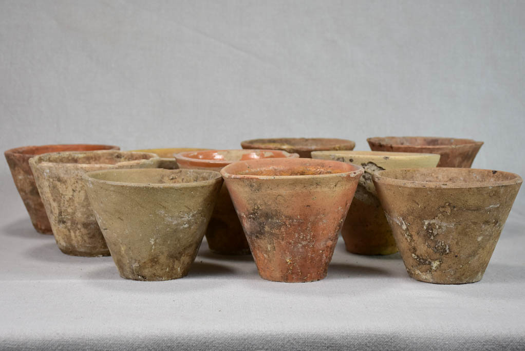 Lot of ten terracotta pots for harvesting resin 4¼"