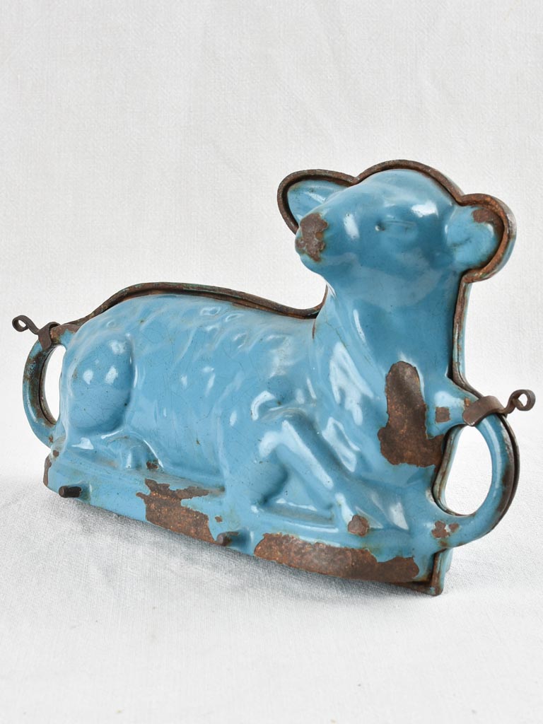 Adorable Late Nineteenth Century Cast Iron Mold