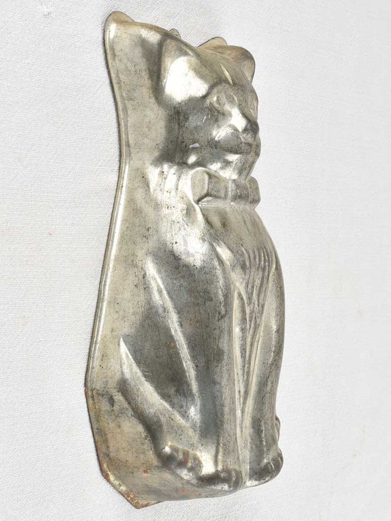 Vintage French chocolate / cake mold - cat 12¼"