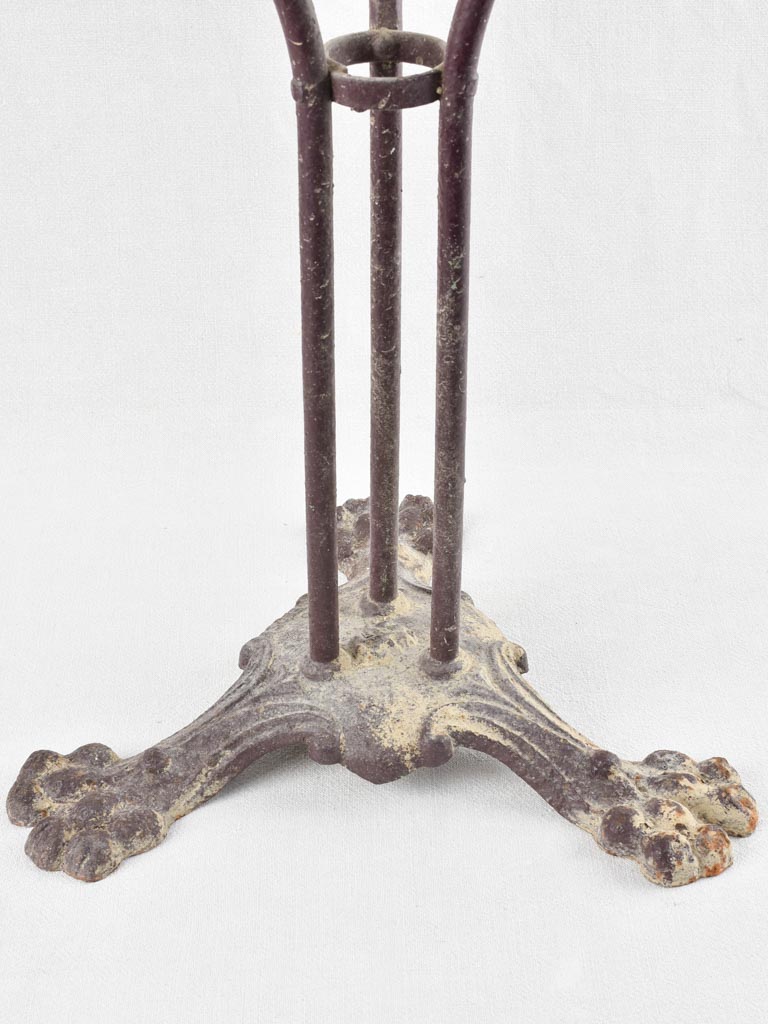 Burgundy / violet bistro table with claw feet