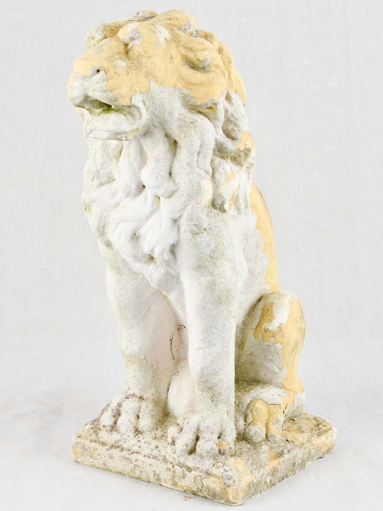 Pair of French garden Lions