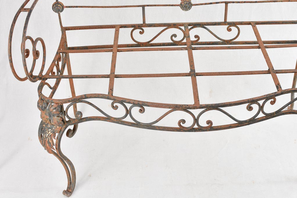 Vintage wrought iron day bed