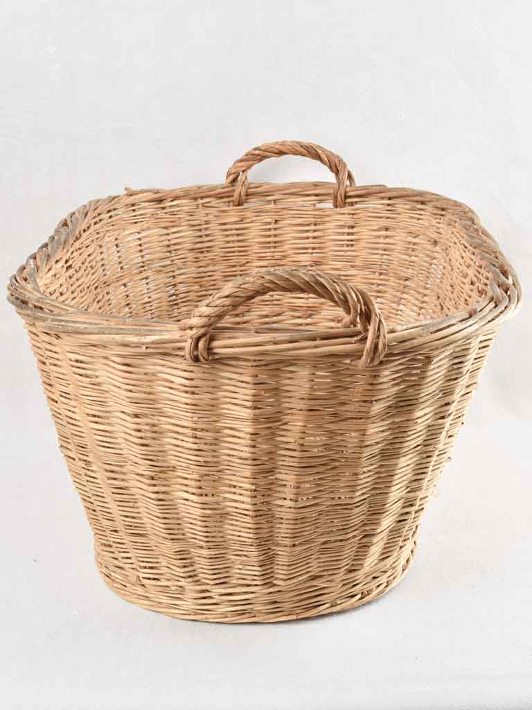 Large French wicker laundry basket 32"