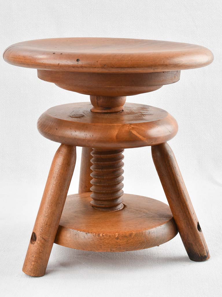 Corkscrew atelier stool 3/4