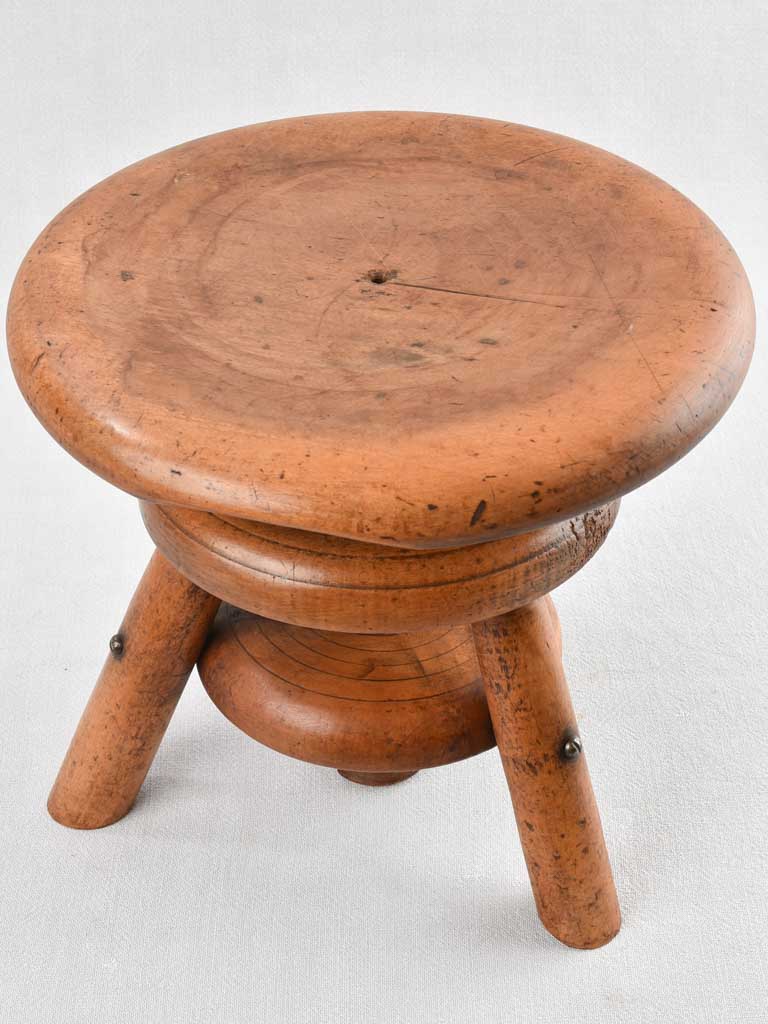 Corkscrew atelier stool 4/4