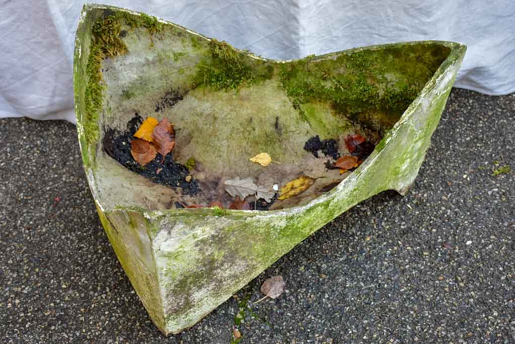 Pair of Willy Guhl triangular garden planters