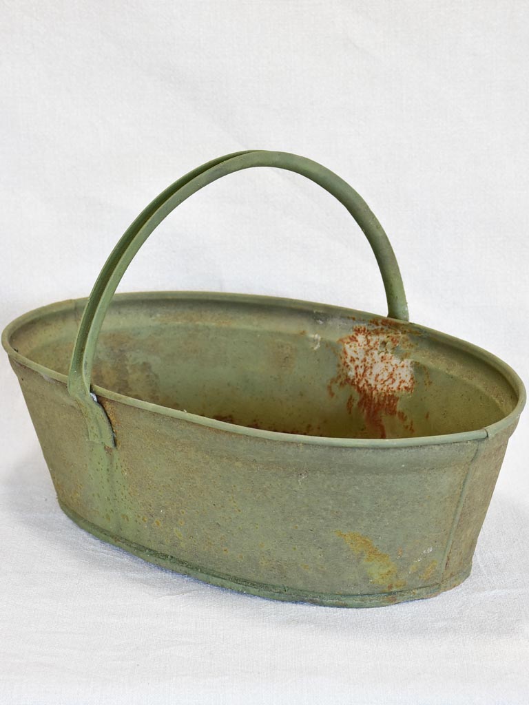 Vintage French metal harvest basket with green patina - early twentieth-century