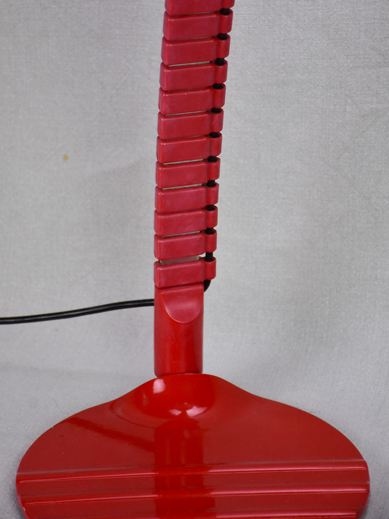 1960's Martinelli Luce vertebrae table lamp - red