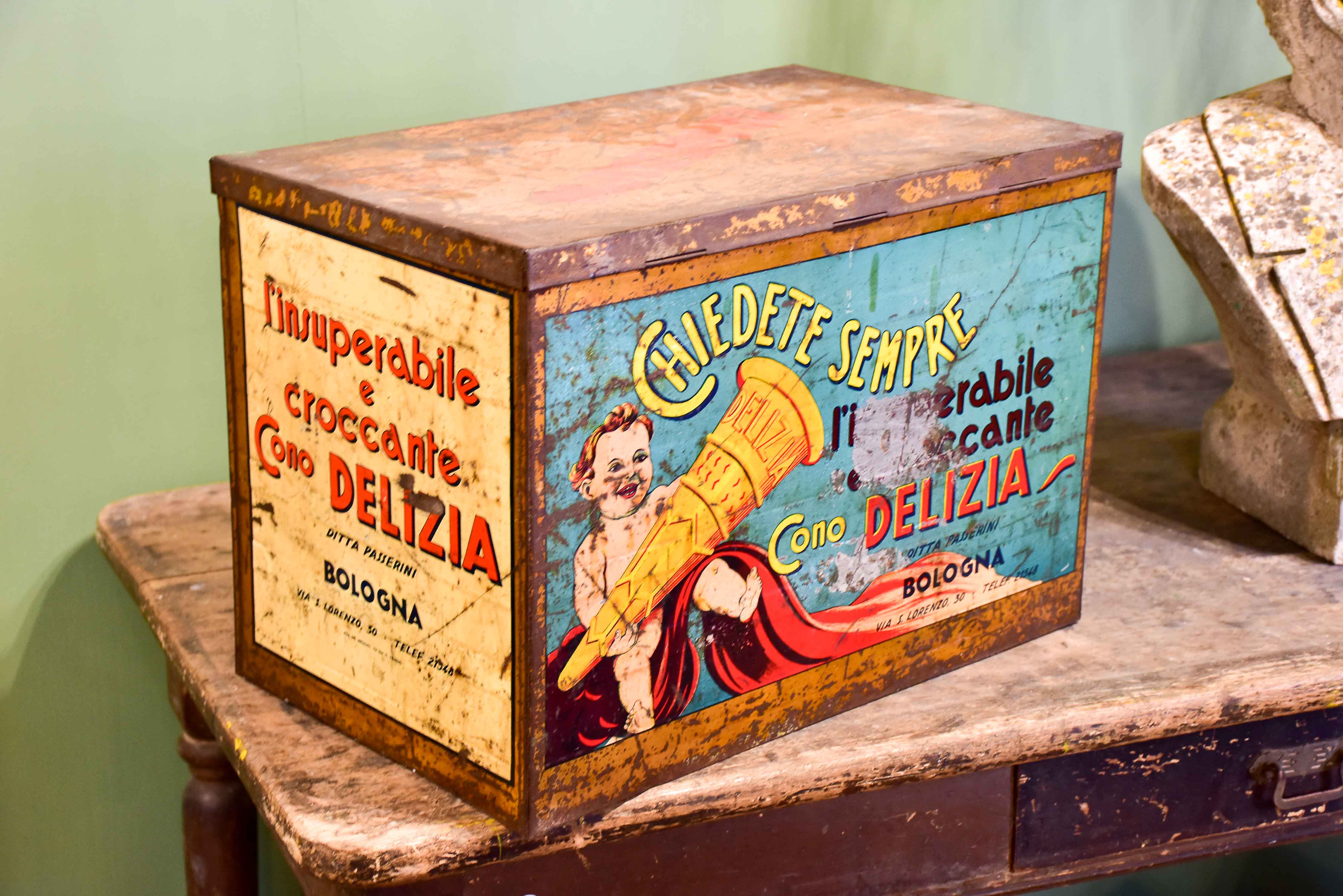 Vintage Italian ice-cream cone box - vintage advertising