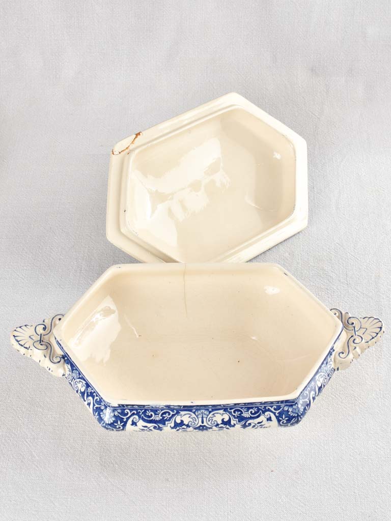 Blue & white Longchamp dinner service