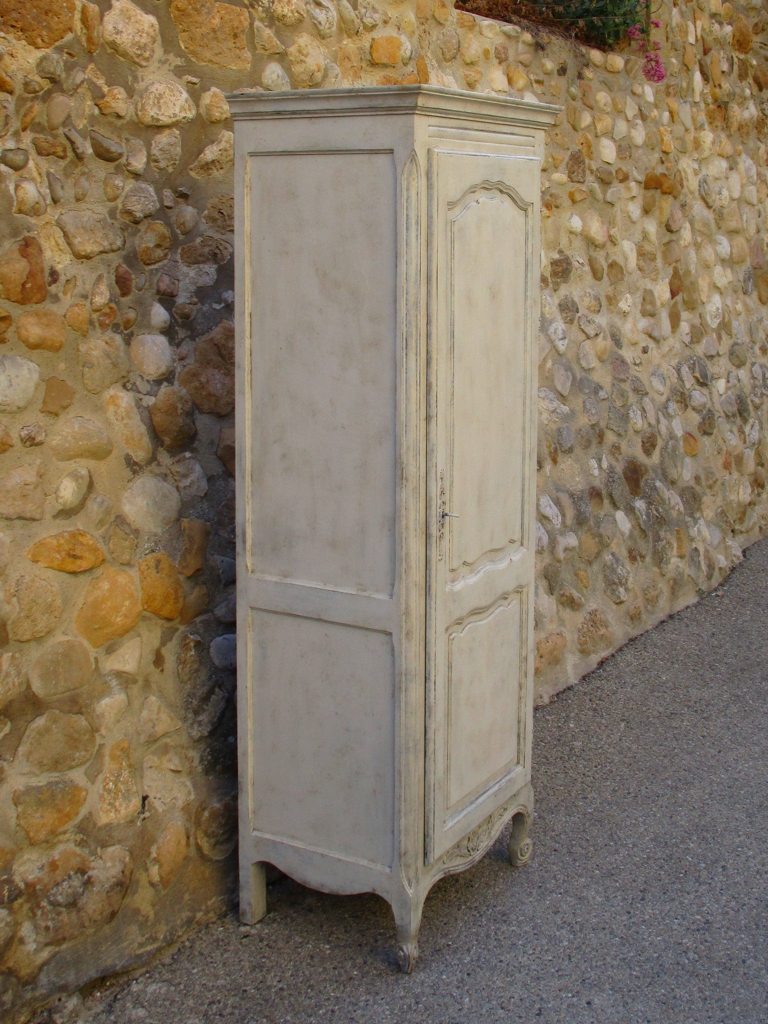 Petite armoire - painted oak